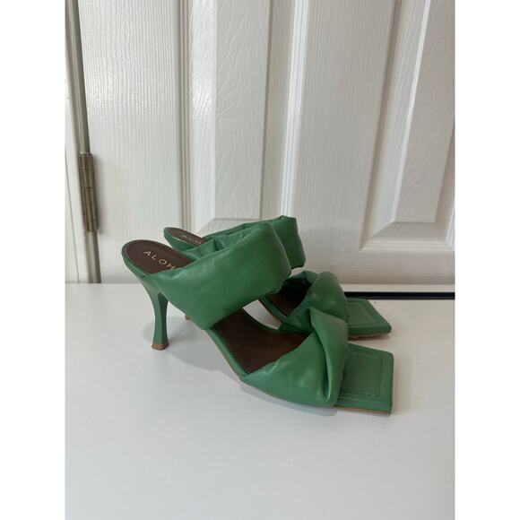 Alohas Twist Strap Mules Sz EU 39 Green Puffy Square Toe Heels Nice - Picture 1 of 8